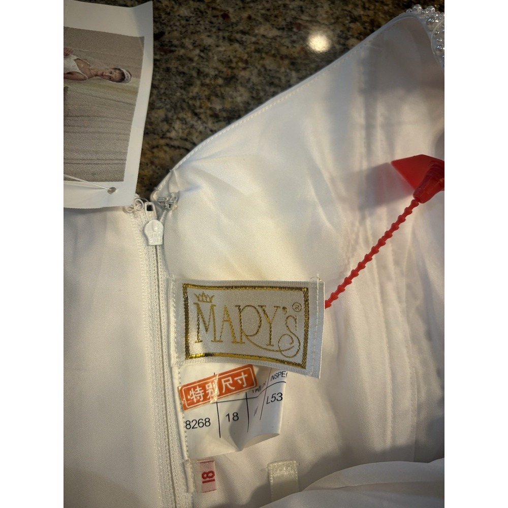 NWT Mary's Bridal Wedding Dress Size 18 Crystals Beading White Ivory Style 8268 - Picture 9 of 15